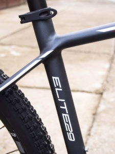 MRX Elite X9 29", pevná karbonová vidlice, Shimano Deore, lehké 29" horské kolo, lehké crossové kolo